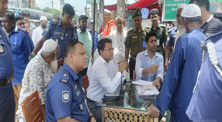 এইচএসসি পরীক্ষার্থীদের যাতায়াত নির্বিঘ্ন করতে ভ্রাম্যমাণ আদালতের অভিযান