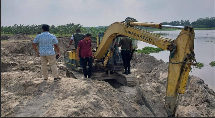 বালি কাটার দায়ে জরিমানা, অনাদায়ে ১৫ দিনের কারাদণ্ড