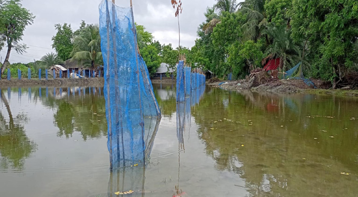 খুলনার ডুমুরিয়ায় দুটি খাল খননে অনিয়ম – ১ কোটি ৩৬ লাখ টাকা ফেরত বাধ্য হল প্রশাসন