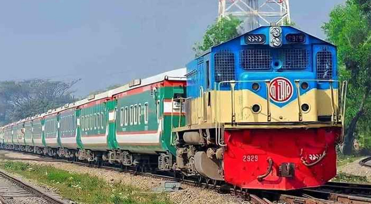 জুলাই ঘোষণাপত্র উপলক্ষে বিশেষ আয়োজন: ৮ জোড়া ট্রেন চালু, প্রকাশ হলো সময়সূচি