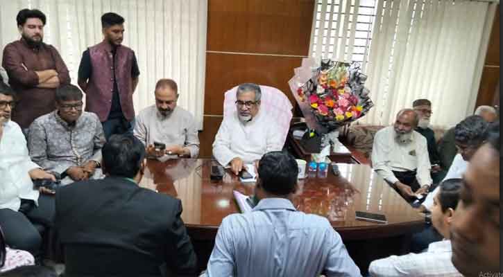 ‎ময়মনসিংহ জেলা পরিষদের দায়িত্ব নিলেন প্রশাসক প্রিন্স