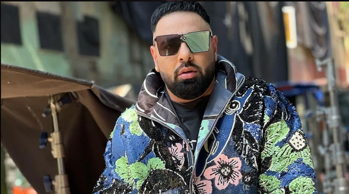 গানের কথায় নারী অবমাননা! মহিলা কমিশনের কাছে ক্ষমা চাইলেন বাদশা