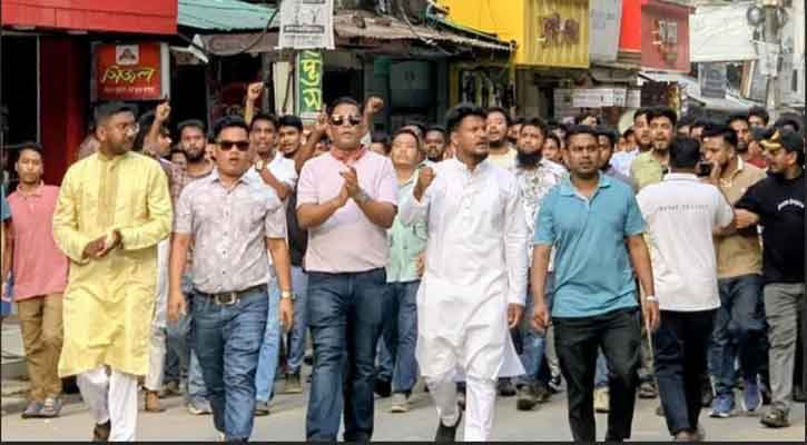 নতুন কমিটিকে ঘিরে উচ্ছ্বাস:বান্দরবানে ছাত্রদলের আনন্দ মিছিল