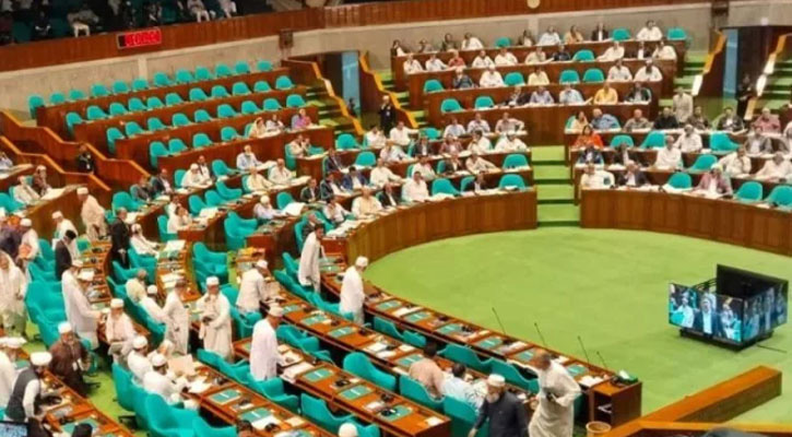 আবারও সংসদ থেকে ওয়াকআউট করল বিরোধী দল