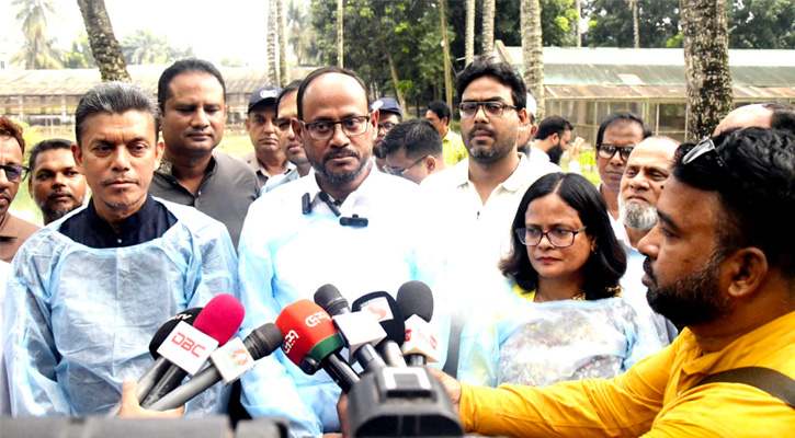 হাঁস প্রজনন খামারের সক্ষমতা বাড়াতে সরকার বিভিন্ন পরিকল্পনা হাতে নিয়েছে