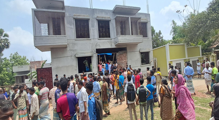 সানসেট ধসে নির্মাণ শ্রমিকের মৃত্যু, উত্তেজিত জনতার হামলা-ভাংচুর