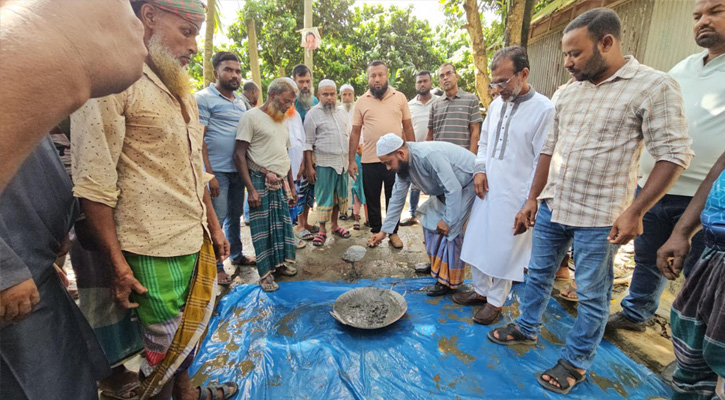 পানাম গাবতলী সংযোগ সড়কের সিসি ও আরসিসি ঢালাই কাজ উদ্বোধন করলেন ভারপ্রাপ্ত চেয়ারম্যান