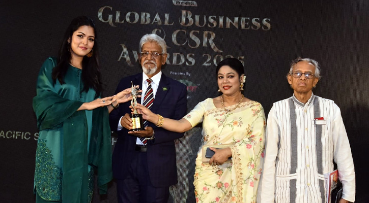 গ্লোবাল মিডিয়া অ্যাওয়ার্ডে সম্মানিত মডেল-অভিনেত্রী পিয়া জান্নাতুল