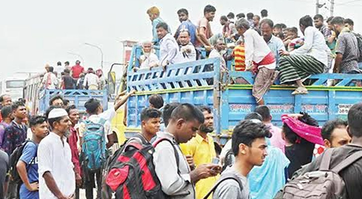 যানবাহনগুলোতে বাড়তি ভাড়া আদায়ের অভিযোগ