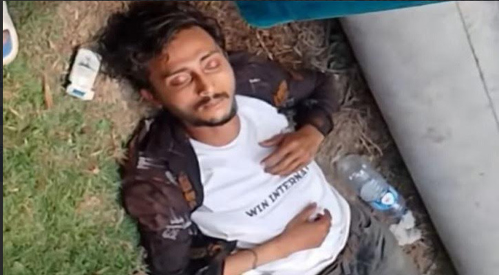 সাতক্ষীরায় চালককে অজ্ঞান করে ইজিবাইক ছিনতাই