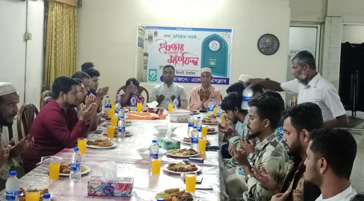 এলেঙ্গা প্রেসক্লাবের দোয়া ও ইফতার মাহফিল  অনুষ্ঠিত