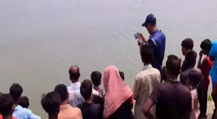 রাজবাড়ীতে পদ্মা নদী থেকে যুবকের মাথাবিহীন মরদেহ উদ্ধার