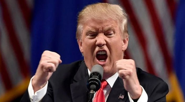 মঙ্গলবার ইরানকে ‘গুঁড়িয়ে দেওয়ার’ হুমকি ট্রাম্পের