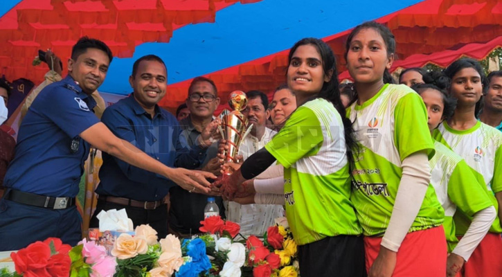 নতুন বছরের নতুন চ্যাম্পিয়ন ধনবাড়ী উপজেলা নারী ফুটবল দল