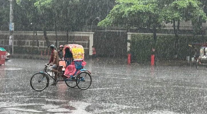 রাজধানীতে স্বস্তির বৃষ্টি