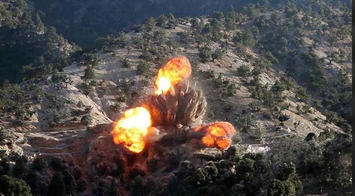 হঠাৎ আফগানিস্তানের ভেতরে ঢুকে একযোগে বিমান ও ড্রোন হামলা