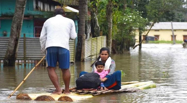 আসামে বন্যায় ব্যাপক ক্ষয়ক্ষতি