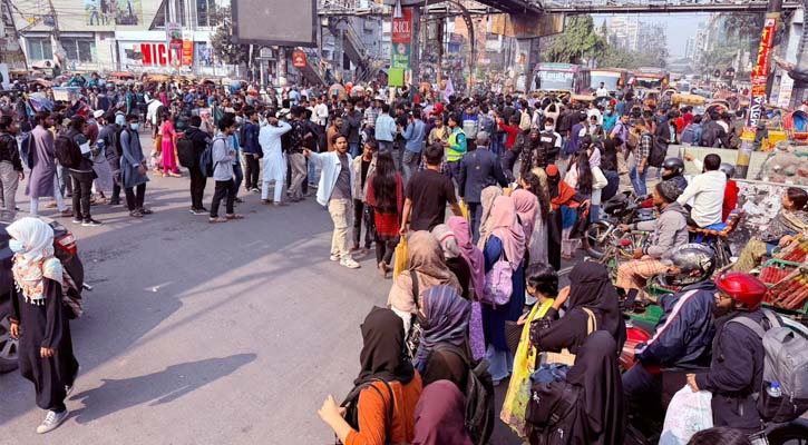 ফের অবরোধ ঢাকার তিন স্থান