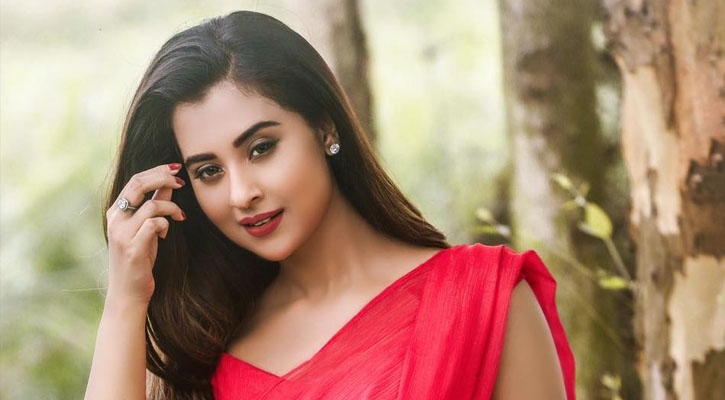 যে কারণে আইনি পদক্ষেপ নেয়ার ইঙ্গিত দিলেন বুবলী