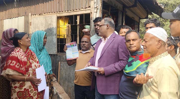 চান্দিনায় পিতার পক্ষে পুত্রের গণসংযোগ, ৩১ দফার লিফলেট বিতরণ