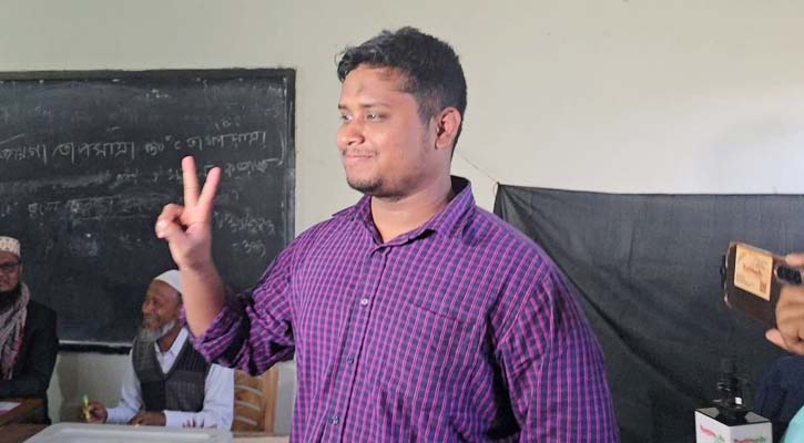 ভোটেও ইতিহাস গড়লেন হাসনাত আবদুল্লাহ