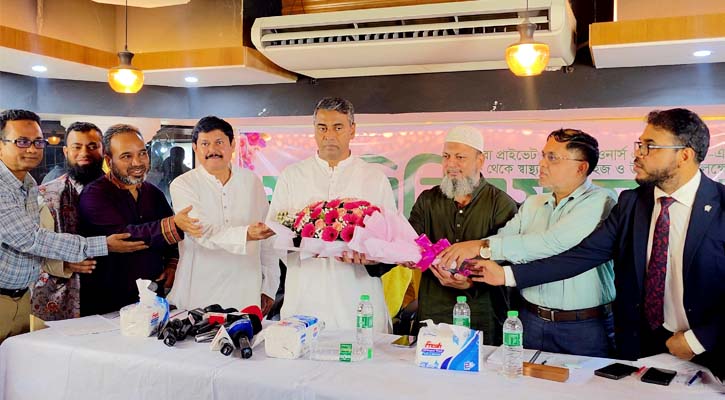 ‘সকল শ্রেণি-পেশার মানুষের সম্মিলিত প্রচেষ্টাই কেবল স্বাস্থ্যসেবার মানোন্নয়ন সম্ভব’