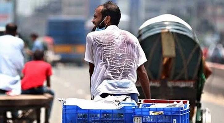 তীব্র দাবদাহের মধ্যেও ২১ জেলার জন্য দুঃসংবাদ