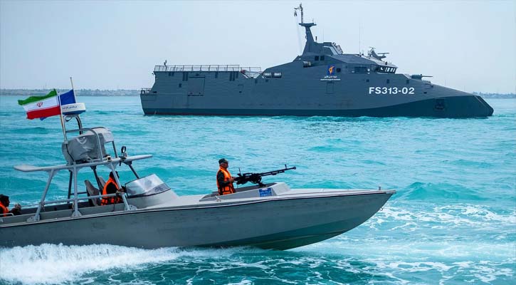 হরমুজ প্রণালিতে টোল আরোপ পরিকল্পনায় ইরানের অনুমোদন