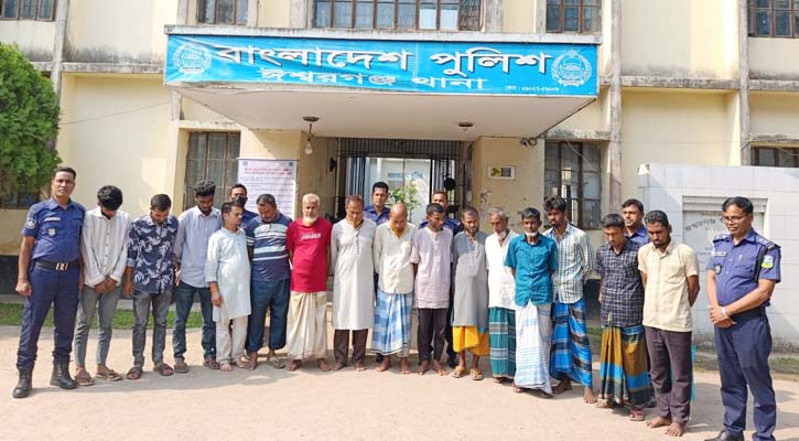 ব্রহ্মপুত্র পাড়ে জুয়ার আসর, পুলিশের পৃথক অভিযানে গ্রেপ্তার ১৫