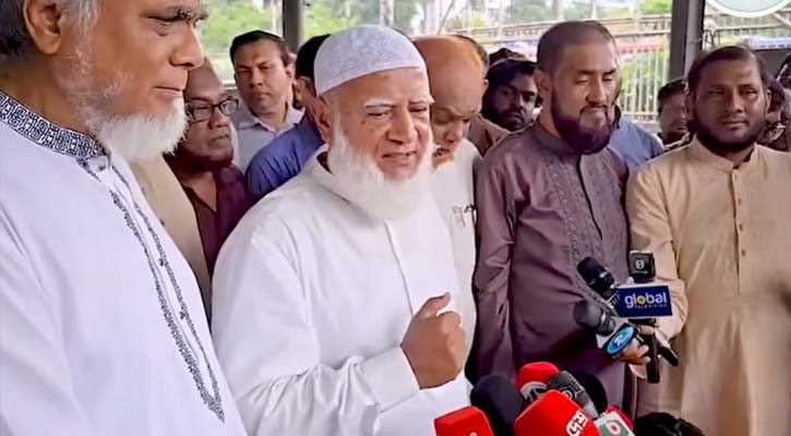 ‘হামে আইসিইউর অস্তিত্ব নেই, হাসপাতাল যেন বাজার’