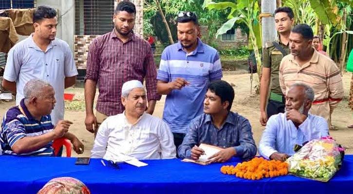 এমপির ফোনে মটরসাইকেলে ছুটে এলেন ইউএনও