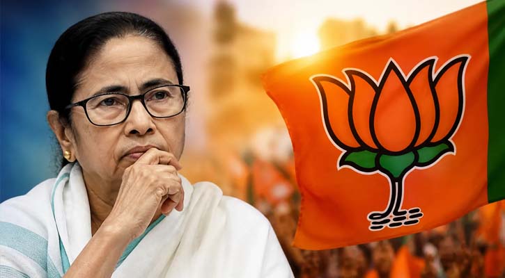 গেরুয়া ঝড়ে তছনছ তৃণমূল