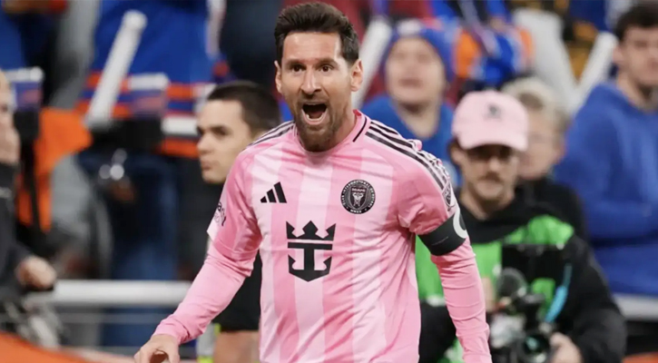 ফুটবল ইতিহাসে নতুন অধ্যায় রচনা করলেন মেসি