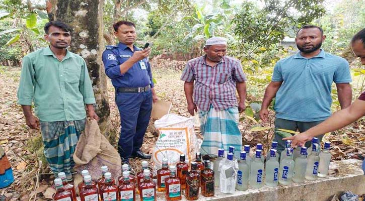 এসআইয়ের হাতে যেতেই উধাও ১৭ বোতল বিদেশি মদ!