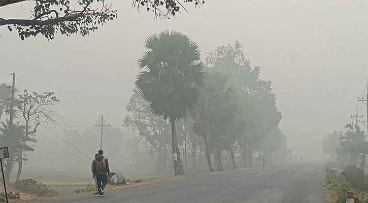 নওগাঁয় মৌসুমের সর্বনিম্ন তাপমাত্রা, বিপর্যস্ত জনজীবন