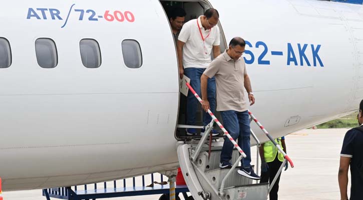 যশোরে পৌঁছেছেন প্রধানমন্ত্রী তারেক রহমান