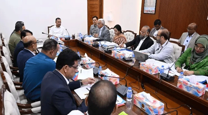 সারাদেশে ফ্যামিলি কার্ড সম্প্রসারণ পরিকল্পনা অগ্রগতি নিয়ে  প্রধানমন্ত্রীর বৈঠক
