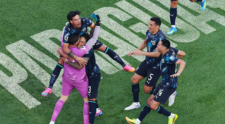 টাইব্রেকারের নাটকীয়তায় জার্মানিকে বিদায় করে শেষ ষোলোতে প্যারাগুয়ে