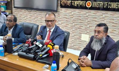 বাংলাদেশি পণ্যের ওপর যুক্তরাষ্ট্র যৌক্তিক শুল্ক নির্ধারণ করবে: বাণিজ্য উপদেষ্টা