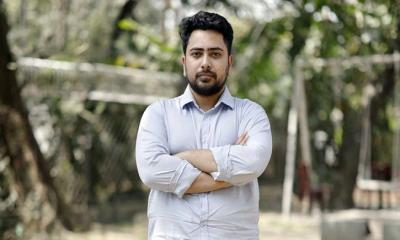 ব্লকেড উঠিয়ে নিন, রাজপথের একপাশে অবস্থান করুন : নাহিদ