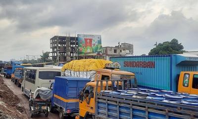 ঢাকা-সিলেট মহাসড়কে ১০ কিলোমিটার যানজট, ভোগান্তিতে যাত্রীরা