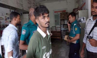 পুরান ঢাকায় ব্যবসায়ী হত্যা: আদালতে দায় স্বীকার ছাত্রদল নেতা রবিন