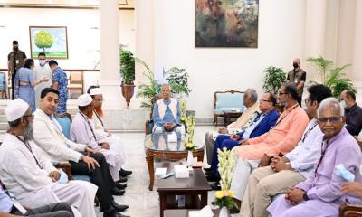 প্রধান উপদেষ্টার সঙ্গে বৈঠকে ১৪ দলের নেতারা