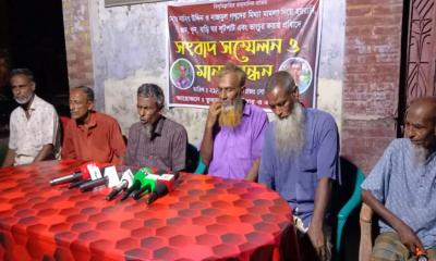 মান্দায় সৎ ভাইকে ফাঁসাতে বস্তাবন্দির নাটক, প্রতিবাদে সংবাদ সম্মেলন