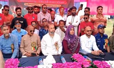 মোংলায় প্রিমিয়ার লীগ উদ্বোধন, ক্রীড়া পল্লী নির্মাণের পরিকল্পনা