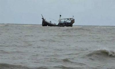 কুতুবদিয়া চ্যানেলে ফিশিং বোট দুর্ঘটনায় চার জেলের মরদেহ উদ্ধার