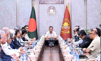 শিল্পকারখানায় কাল থেকেই বিদ্যুৎ-গ্যাস সরবরাহ উন্নতির আশ্বাস প্রধানমন্ত্রীর
