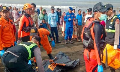 ইন্দোনেশিয়ার বালির উপকূলে ফেরিডুবি, নিখোঁজ ৪৩