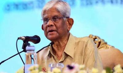কোনো ব্যক্তি বা দলের কথায় নির্বাচন বন্ধ হবে না: অর্থ উপদেষ্টা