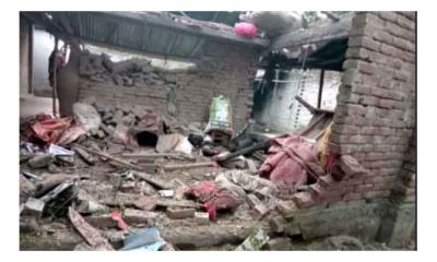 চাঁপাইনবাবগঞ্জে বোমা তৈরির সময় বিস্ফোরণে ২ জন নিহত, আহত ৩